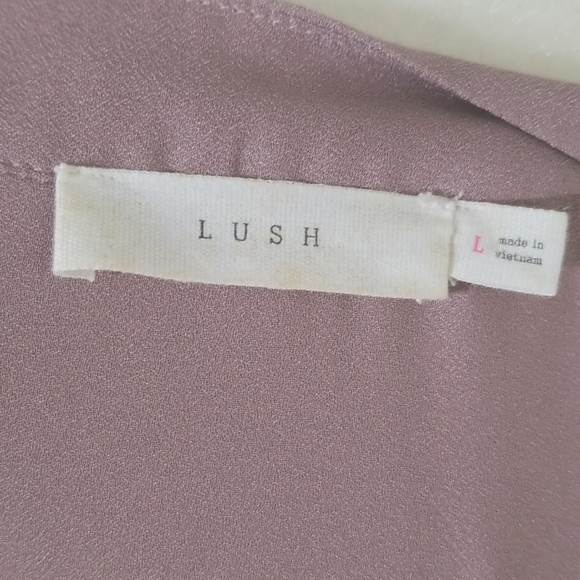Lush High Low Blouse - Picture 7 of 8
